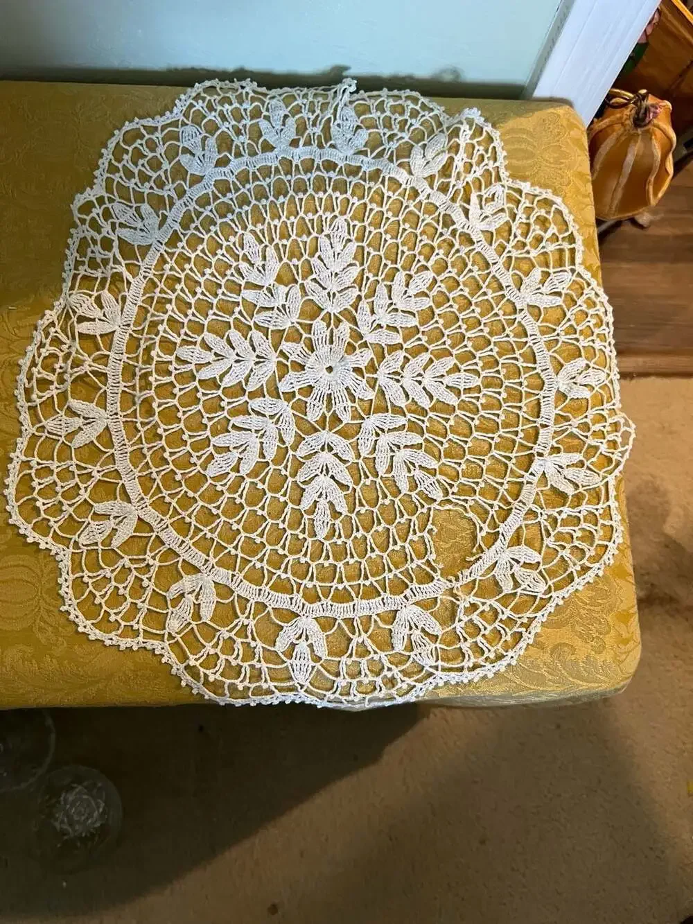 Vintage Hand-Crocheted White Round Lace Doily with Leaf Pattern